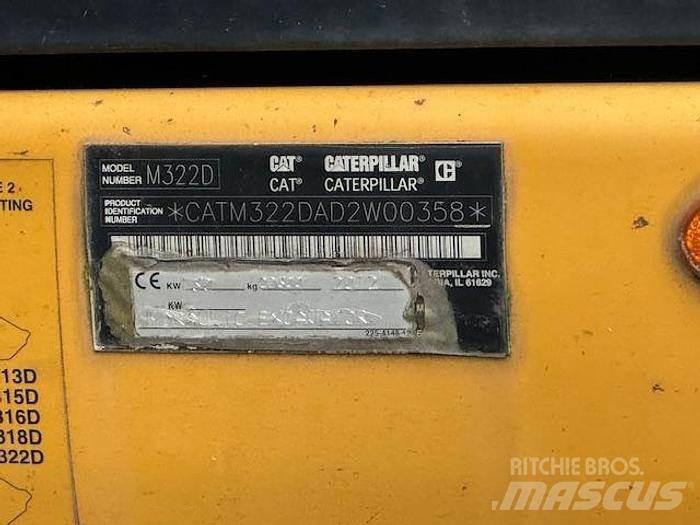CAT M 322 D Wheeled Excavators