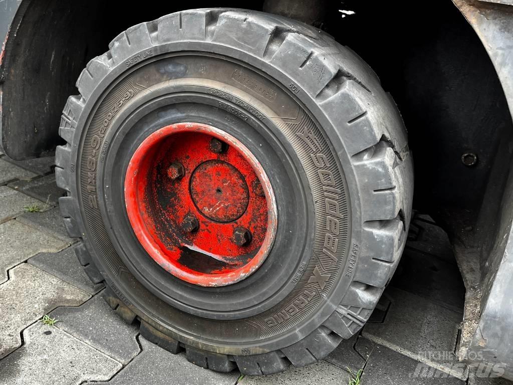 Linde P 250 Tow Trucks / Wreckers