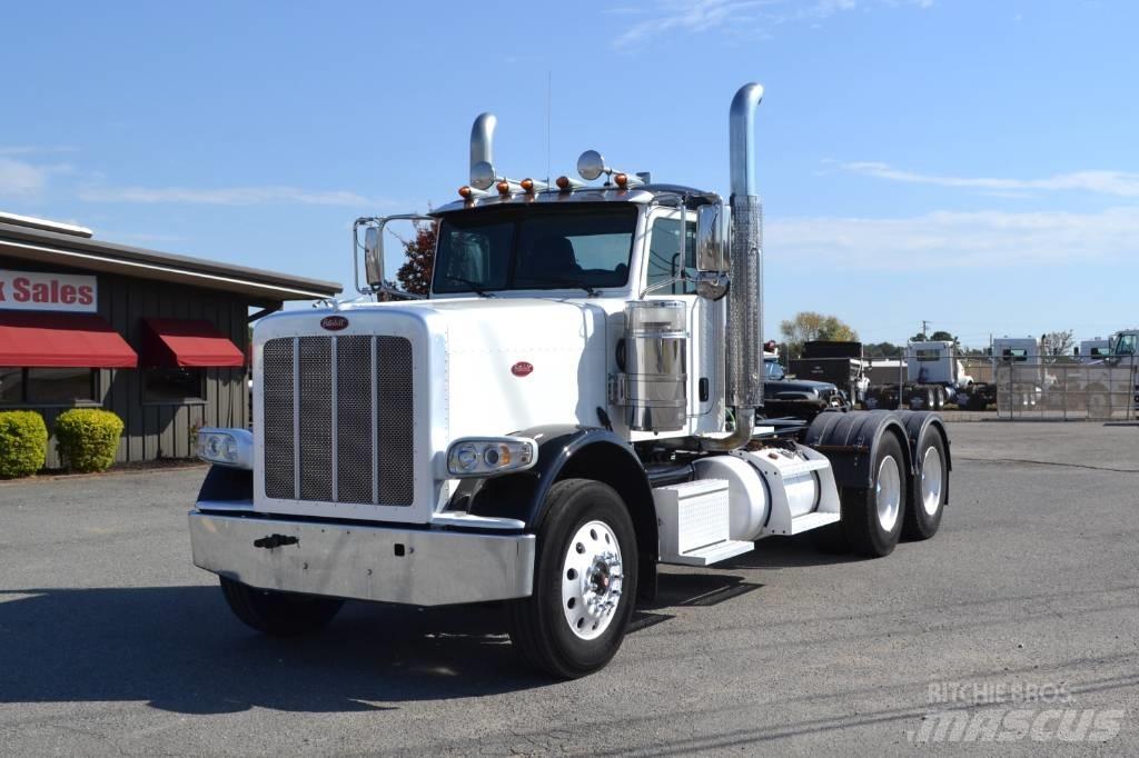 Peterbilt 389 Conventional Trucks / Tractor Trucks