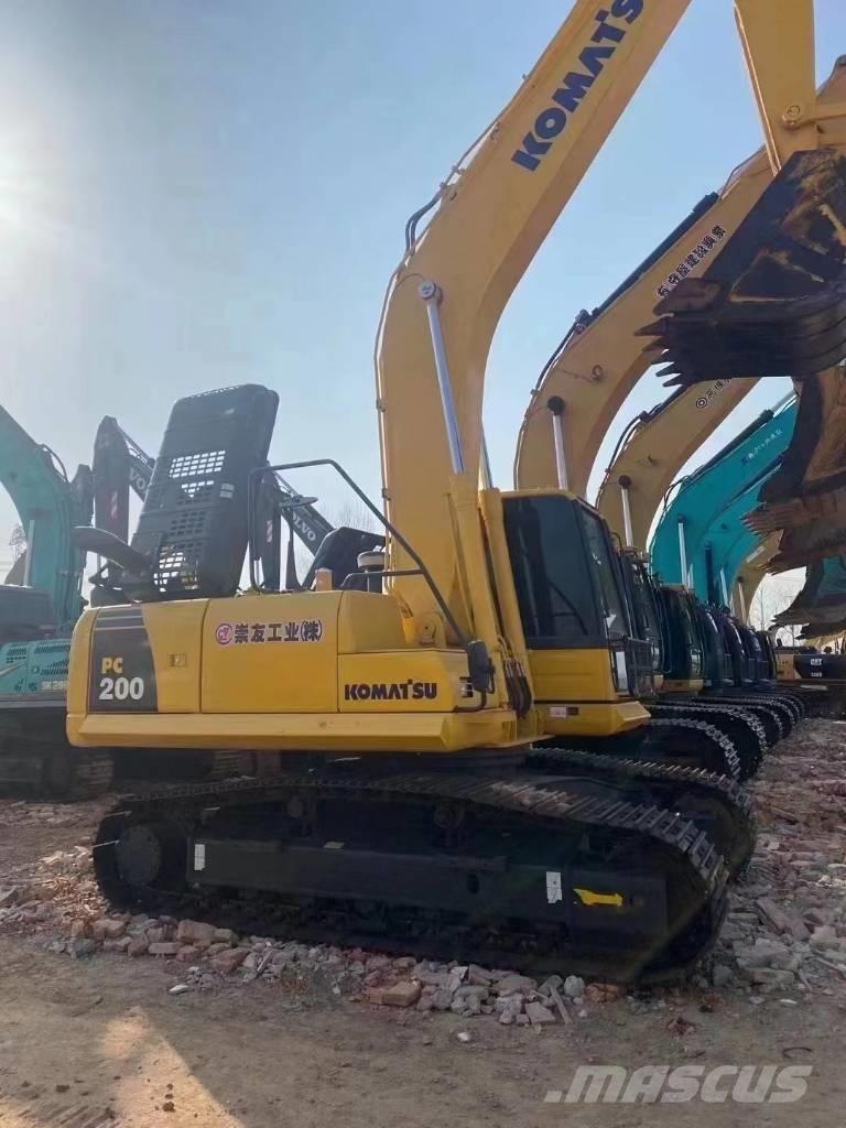 Komatsu pc 220 Crawler Excavators