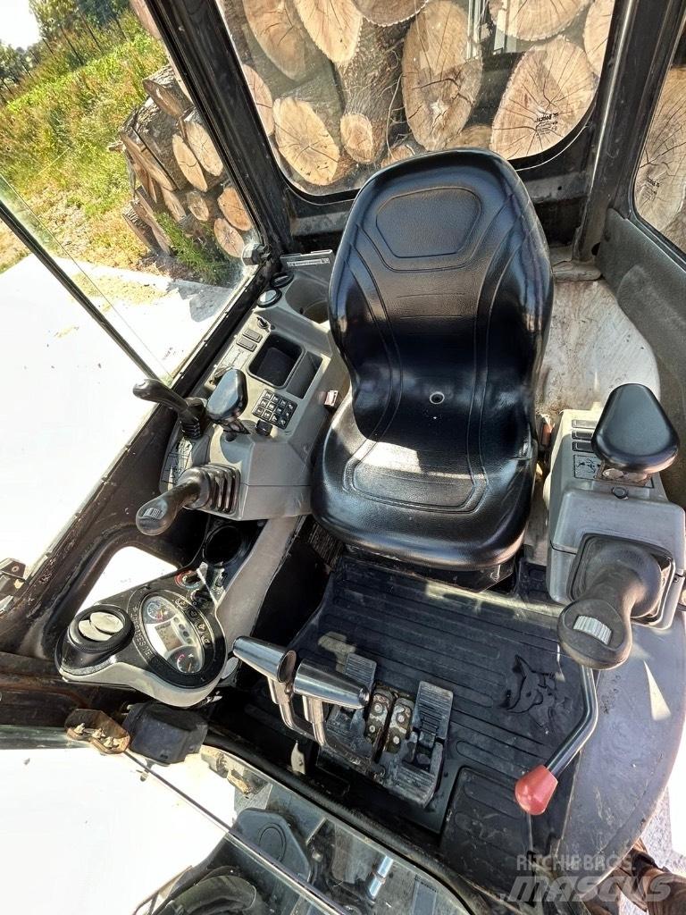 Bobcat E 25 Mini Excavators <7t (Mini Diggers)