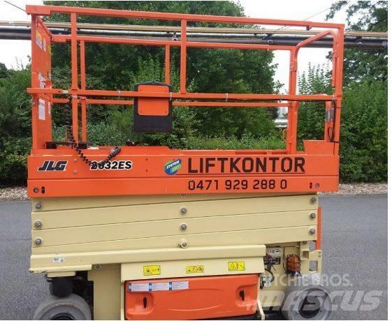 JLG 2632 ES Scissor Lifts