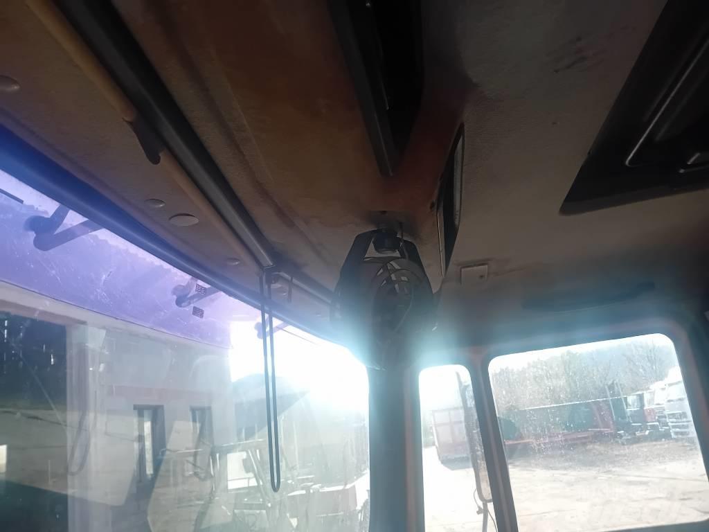 MAN 26.372 Dump Trucks