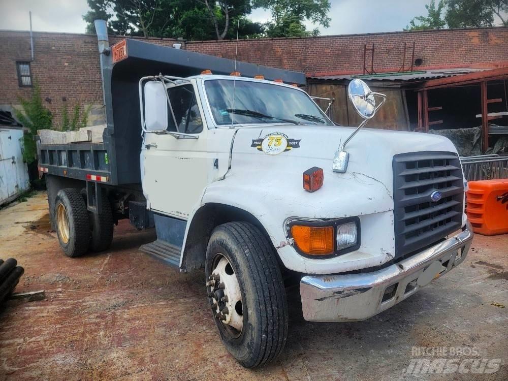 Ford F SERIES Dump Trucks