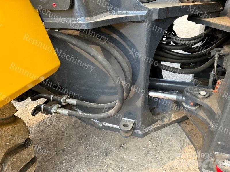 Komatsu WA380 Wheel Loaders