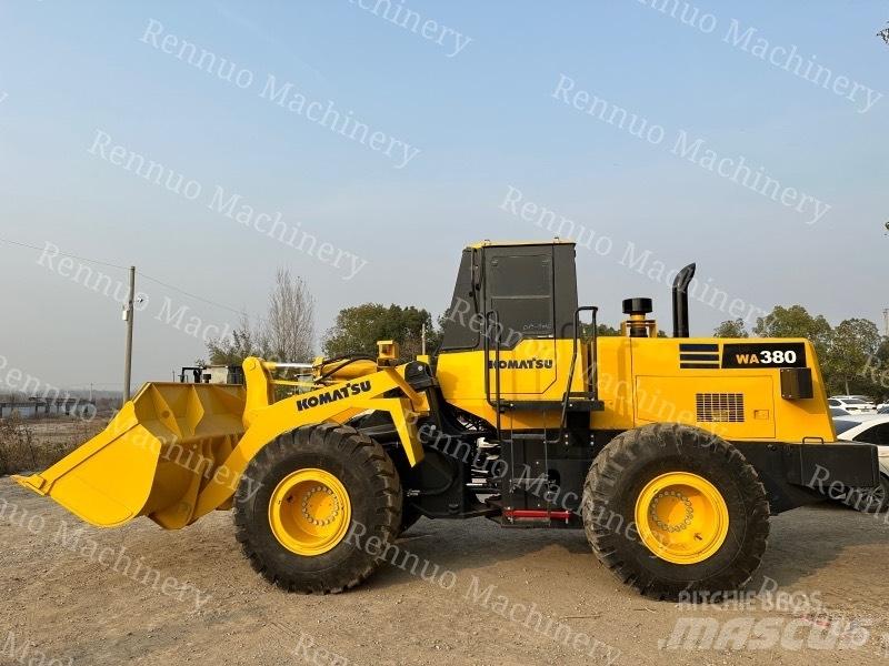 Komatsu WA380 Wheel Loaders