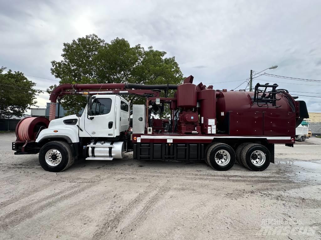 Freightliner 114 SD Vacuum Trucks
