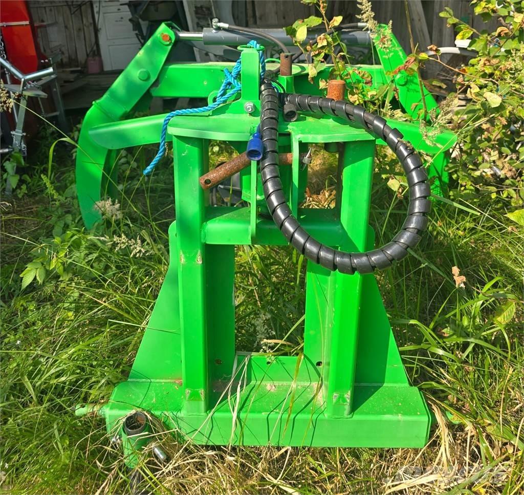 Sami Juontokoura Grapples/Grapple Trucks
