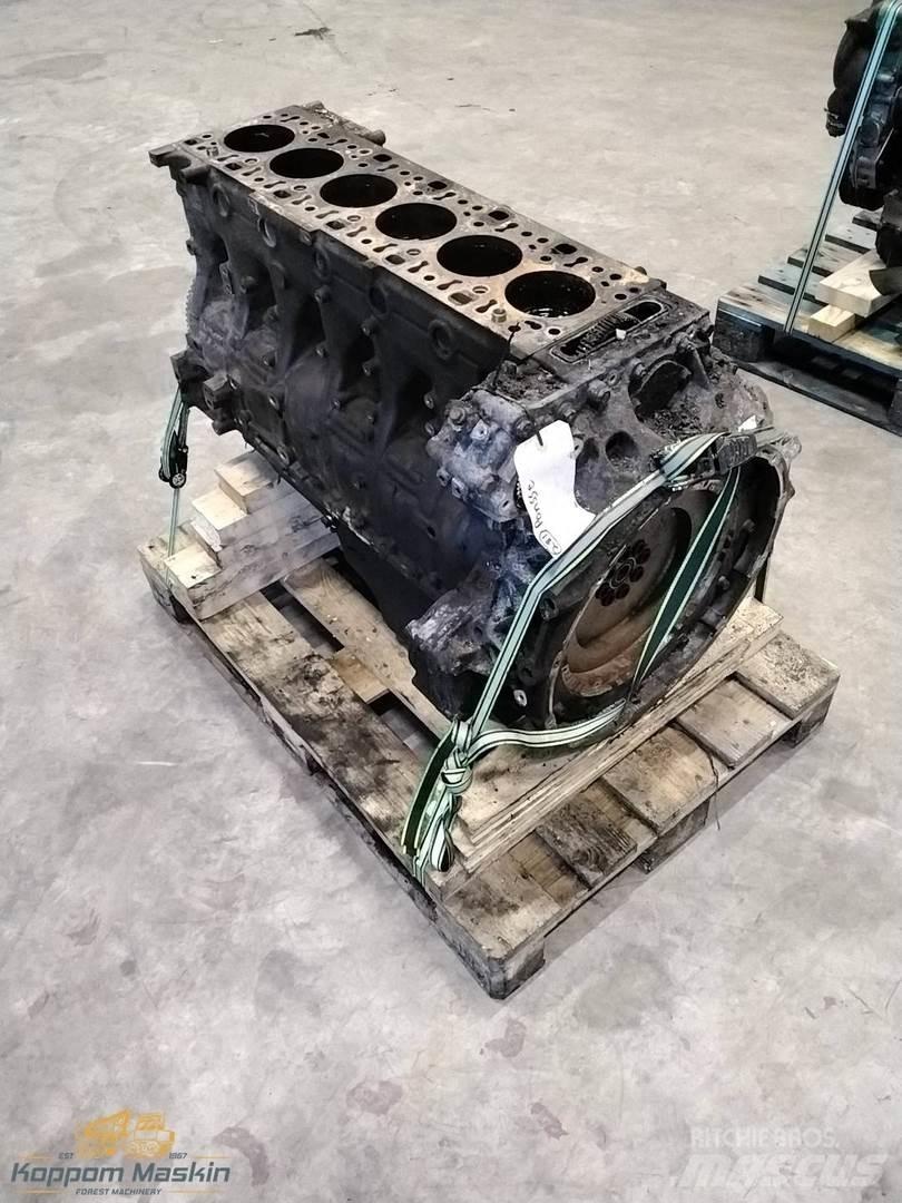 Mercedes-Benz 936 Engines