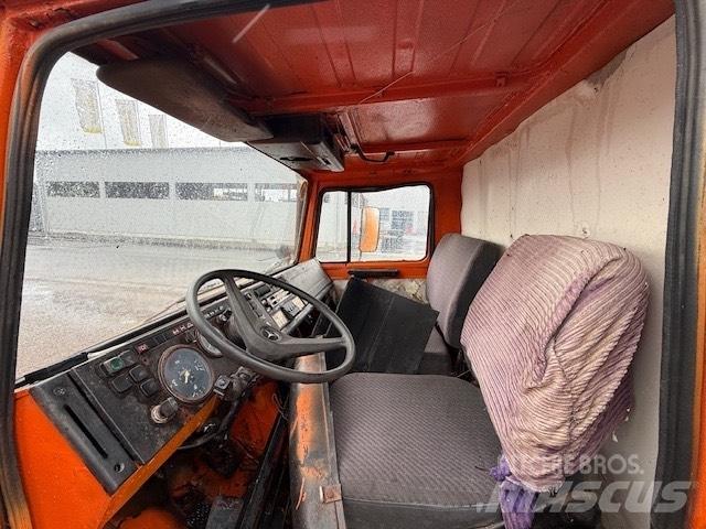 Unimog 424 USED CAB Cabins and interior