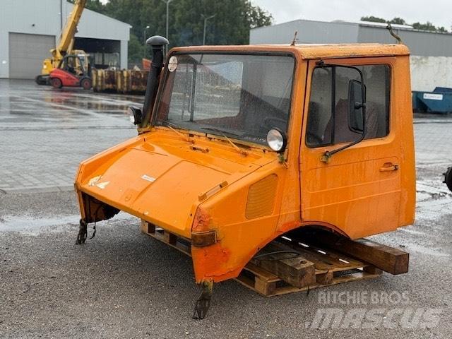 Unimog 424 USED CAB Cabins and interior