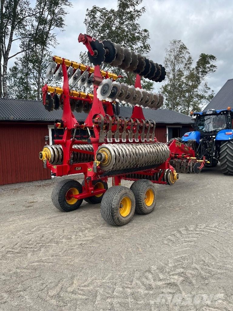 Väderstad Carrier650 Cultivators
