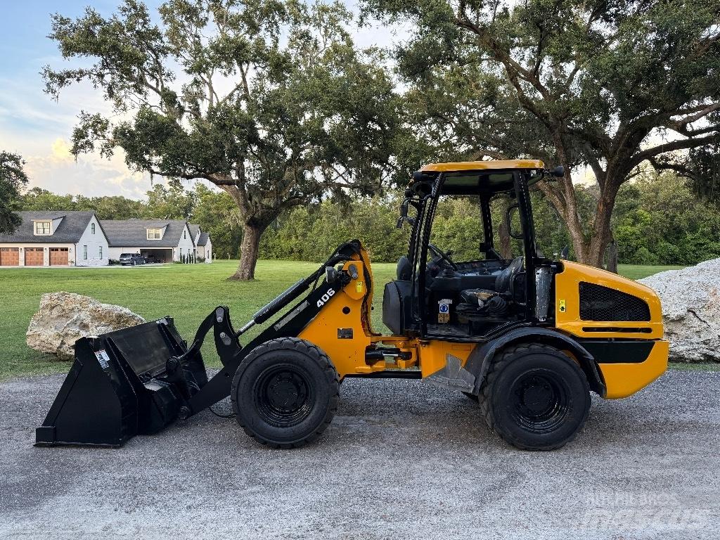 JCB 407 Wheel Loaders