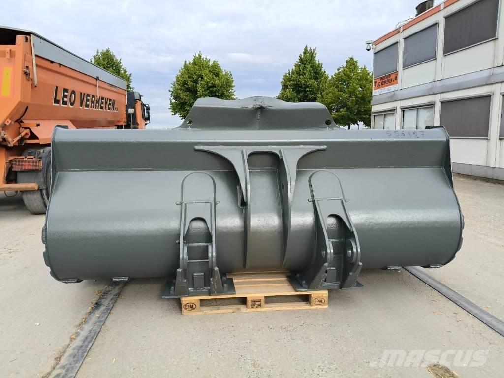 Volvo L 220 Buckets