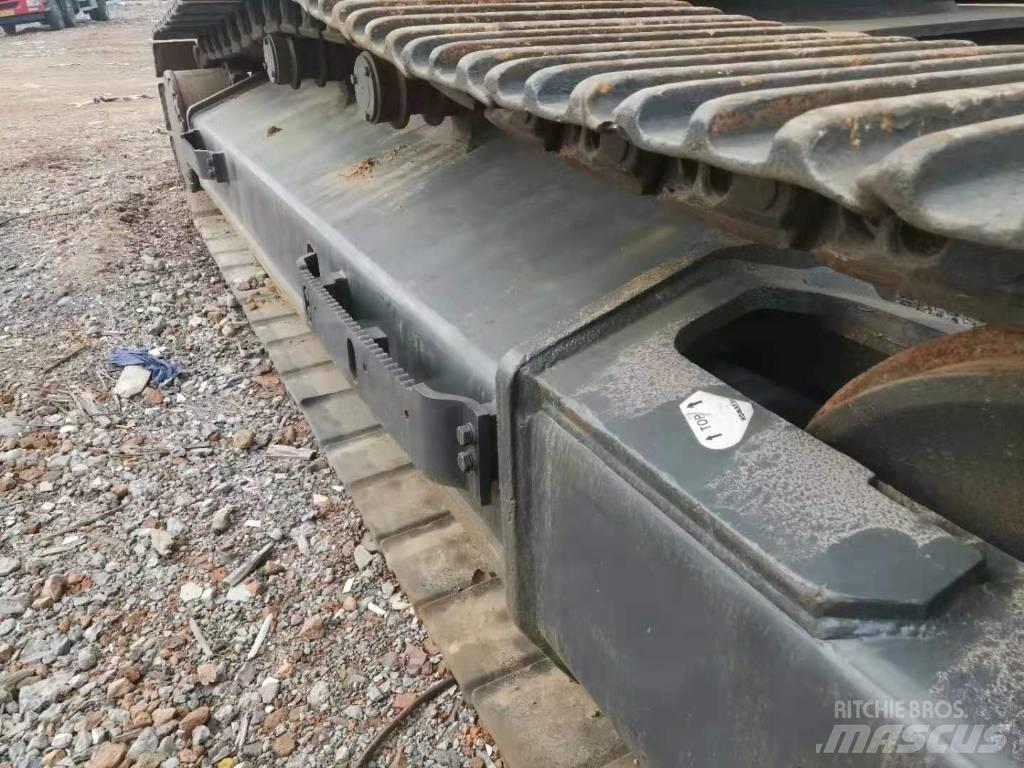 Komatsu PC 400-7 Crawler Excavators