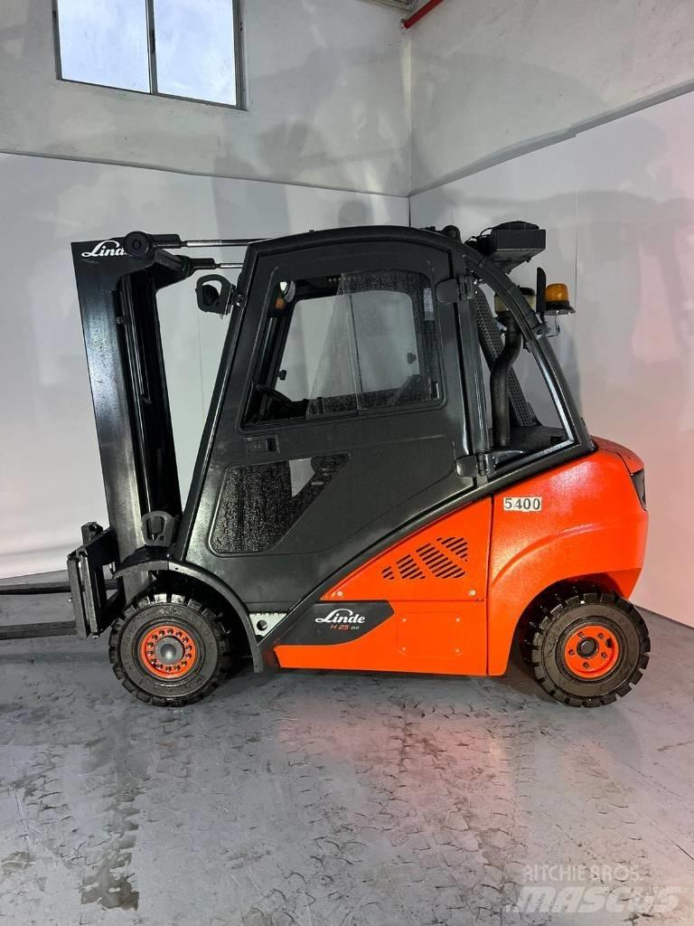 Linde H 25 D Diesel Forklifts