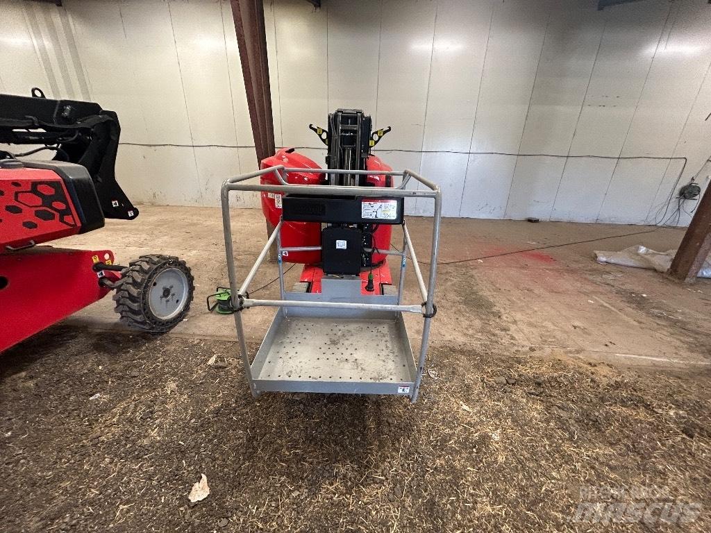 Manitou 100 VJR Vertical mast lifts
