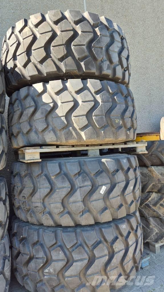 Petlas 29.5R25 Tires, wheels and rims