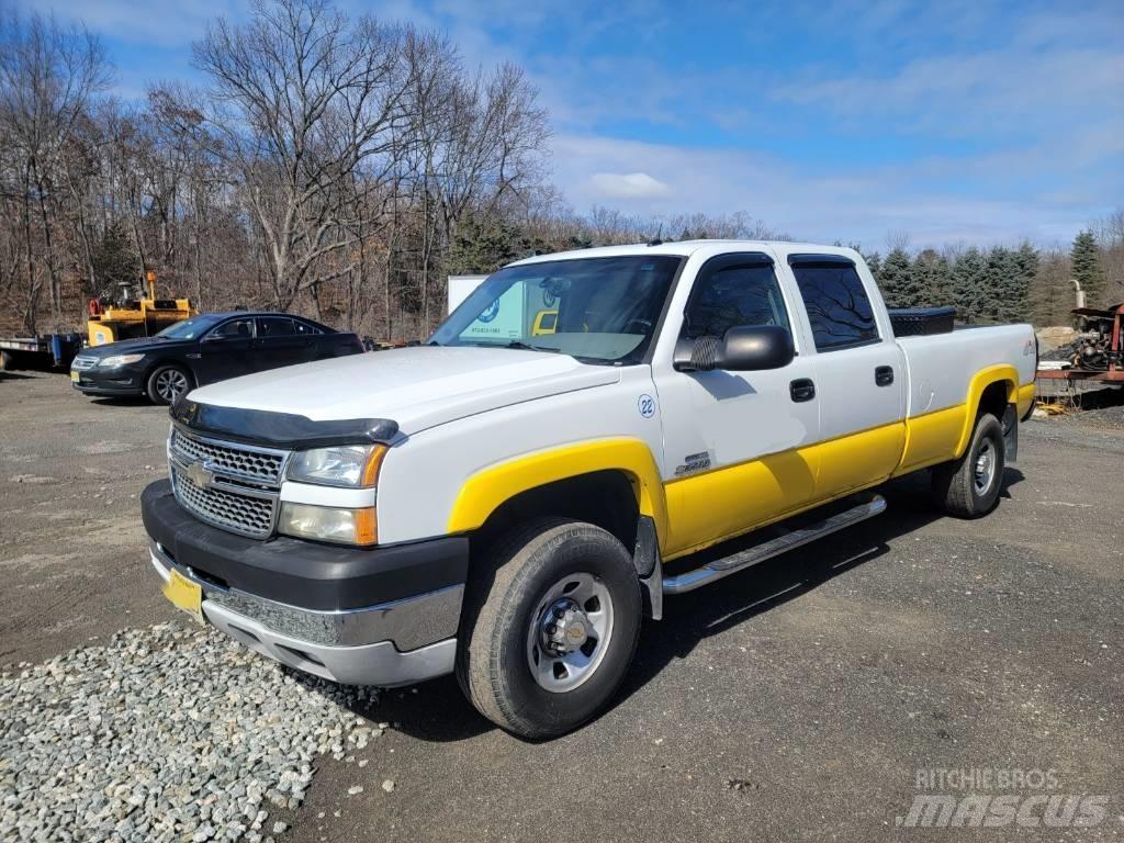 Chevrolet 3500 Farm Equipment - Others