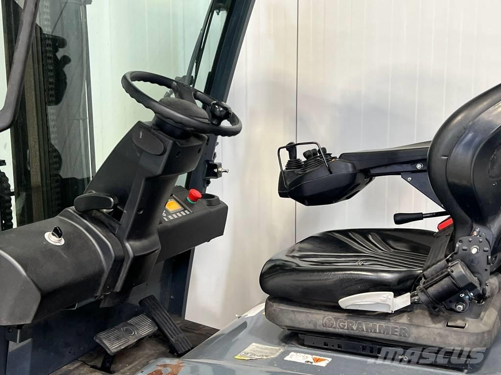 Toyota 8FBMT25 Electric Forklifts