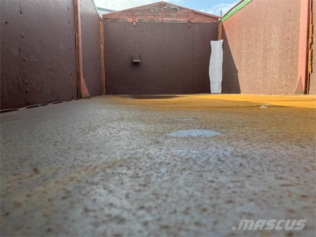 Oelkers DKP 18 Dump Trailers