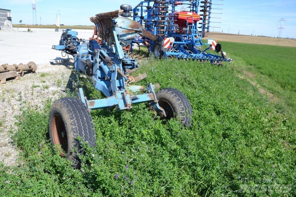 Rabe Wendepflug Reversible ploughs
