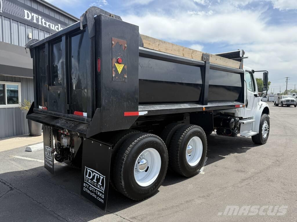 Freightliner M 106 Dump Trucks