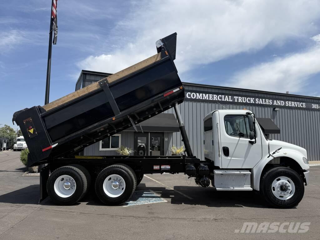 Freightliner M 106 Dump Trucks