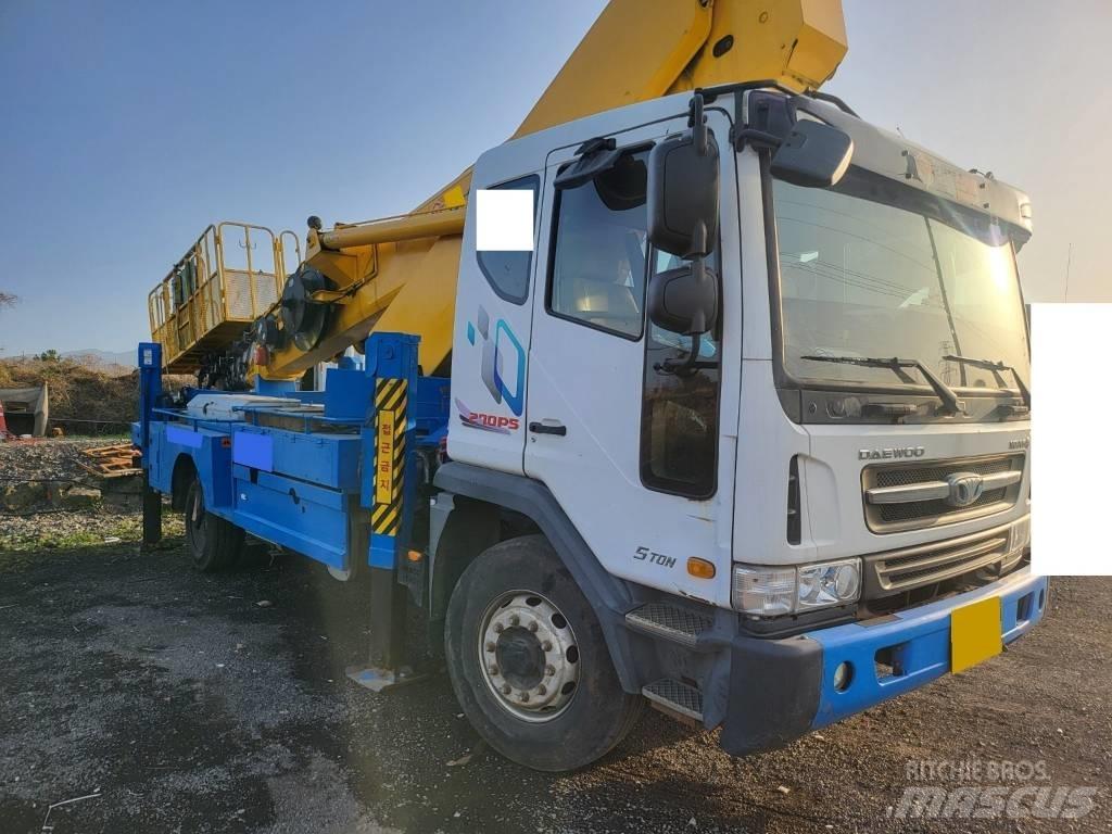 Jinwoo JW450 Truck Mounted Aerial Platforms