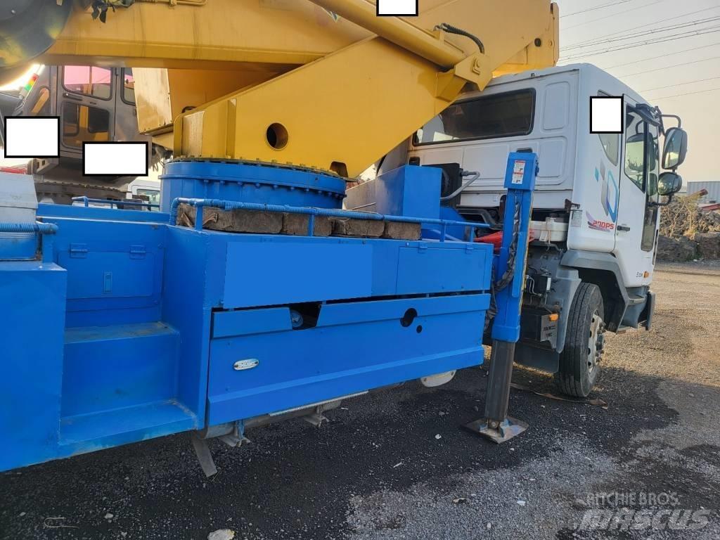 Jinwoo JW450 Truck Mounted Aerial Platforms