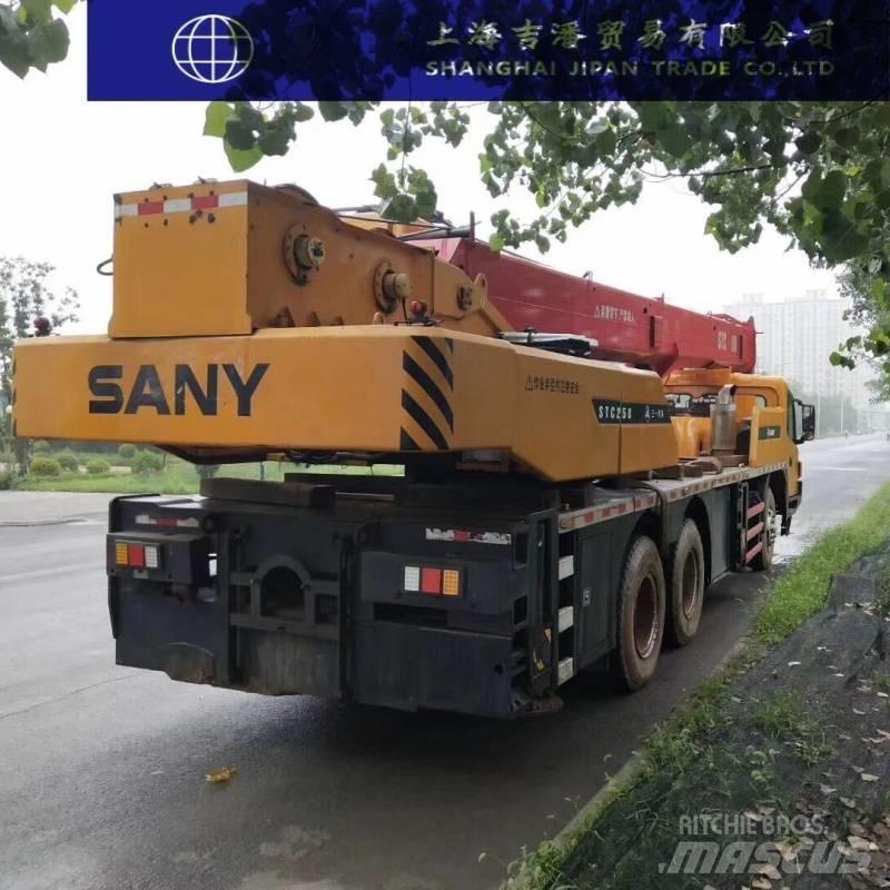 Sany STC 250 Mobile and all terrain cranes