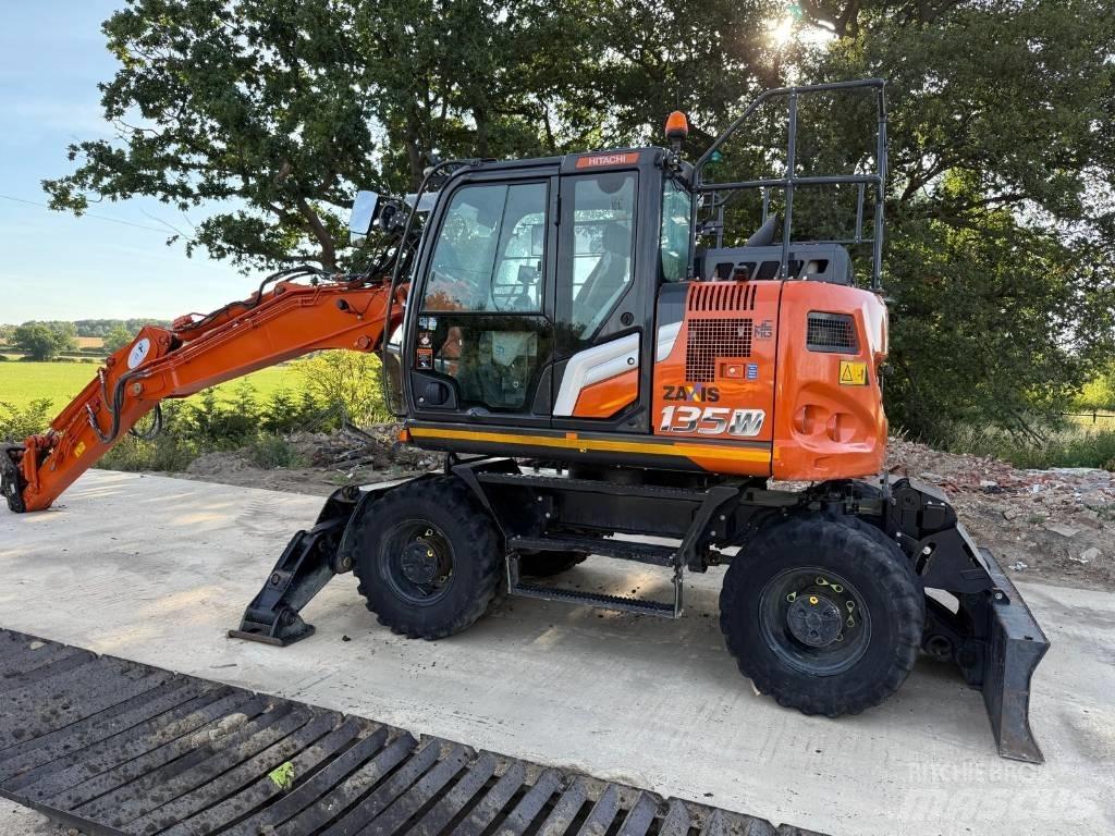 Hitachi ZX 135 W-7 Wheeled Excavators