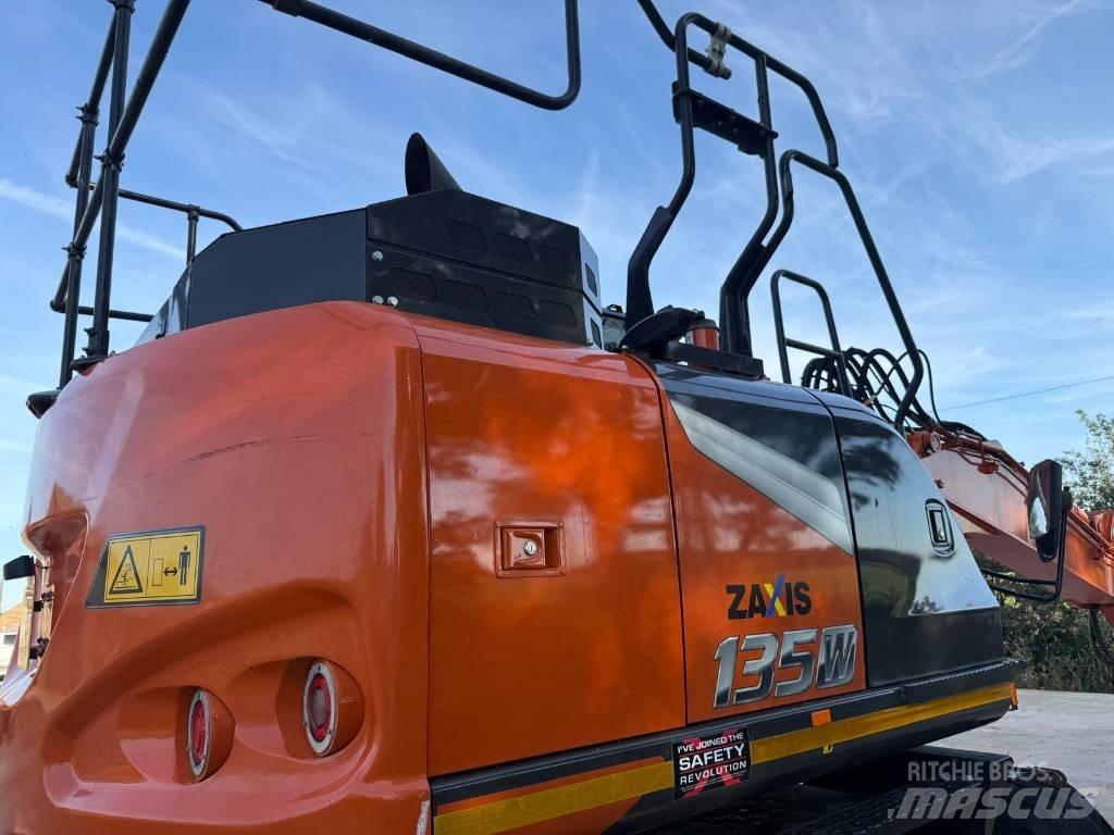 Hitachi ZX 135 W-7 Wheeled Excavators