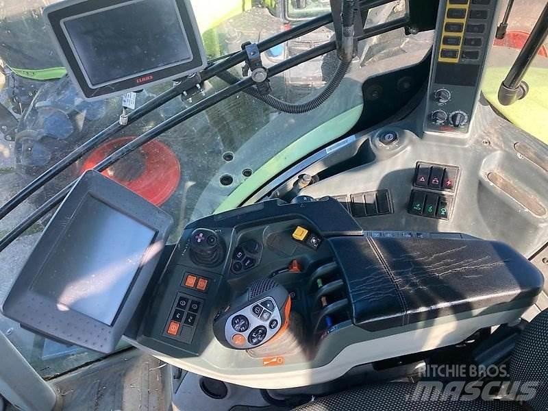 CLAAS Axion 830 Tractors
