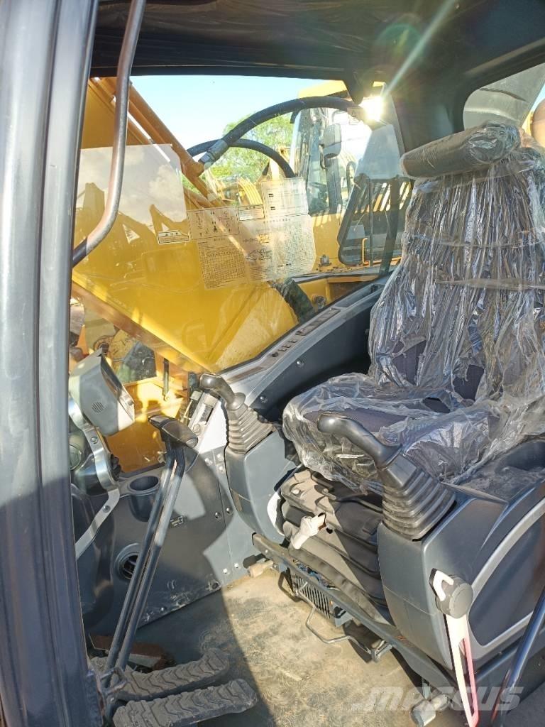 Hyundai R220LC-9S Crawler Excavators