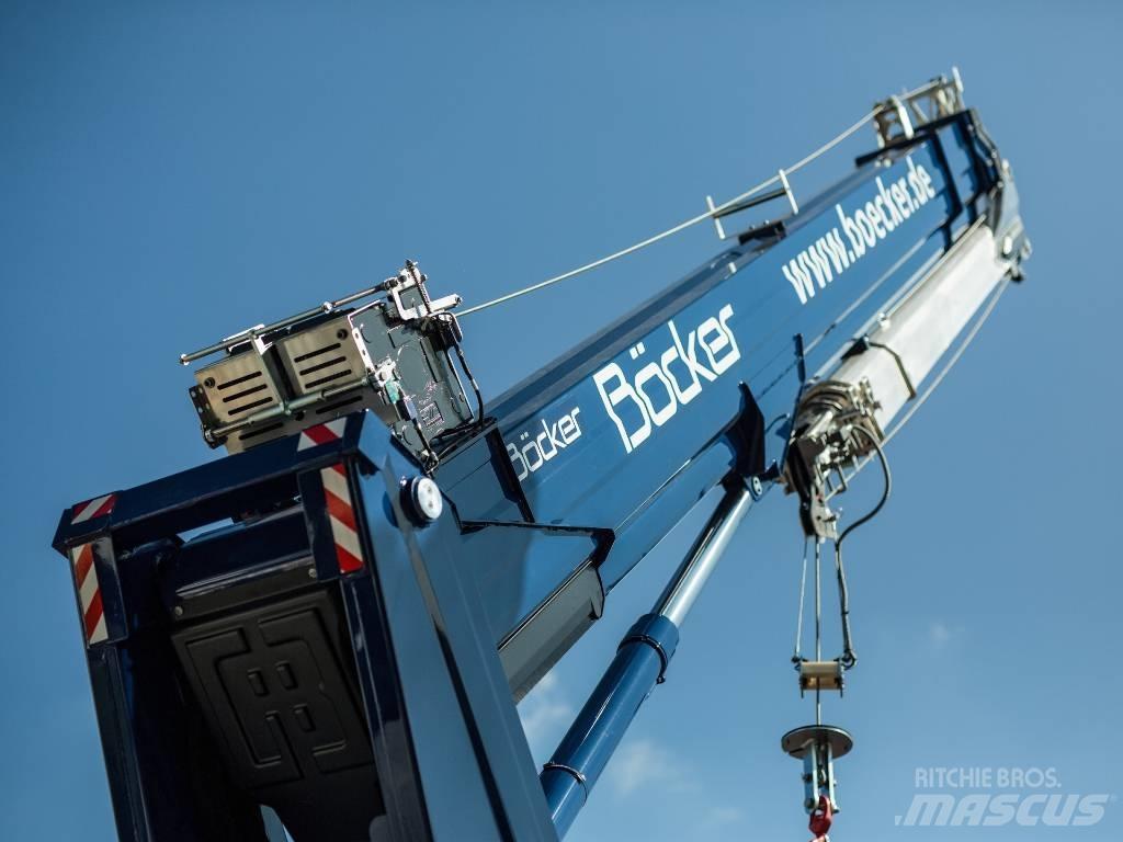 Böcker AK 37/4000 Mobile and all terrain cranes