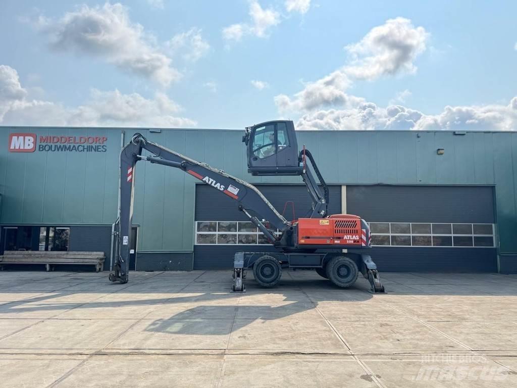 Atlas 250 MH Waste / Industry Handlers