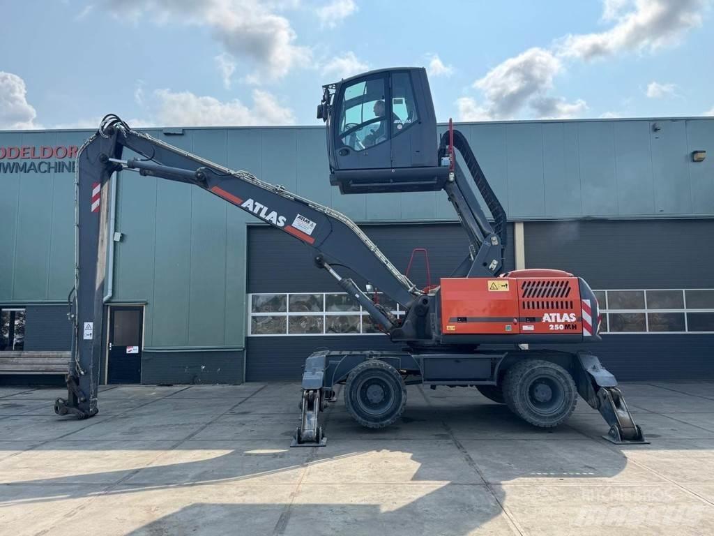 Atlas 250 MH Waste / Industry Handlers
