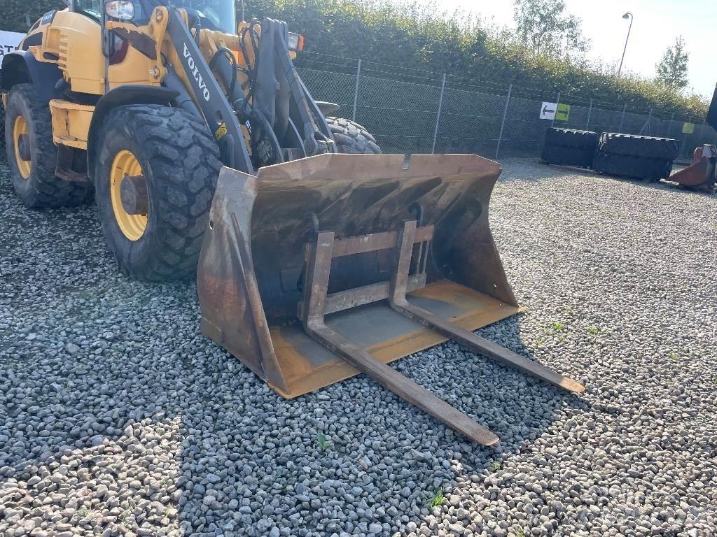 Volvo BM L45 Wheel Loaders