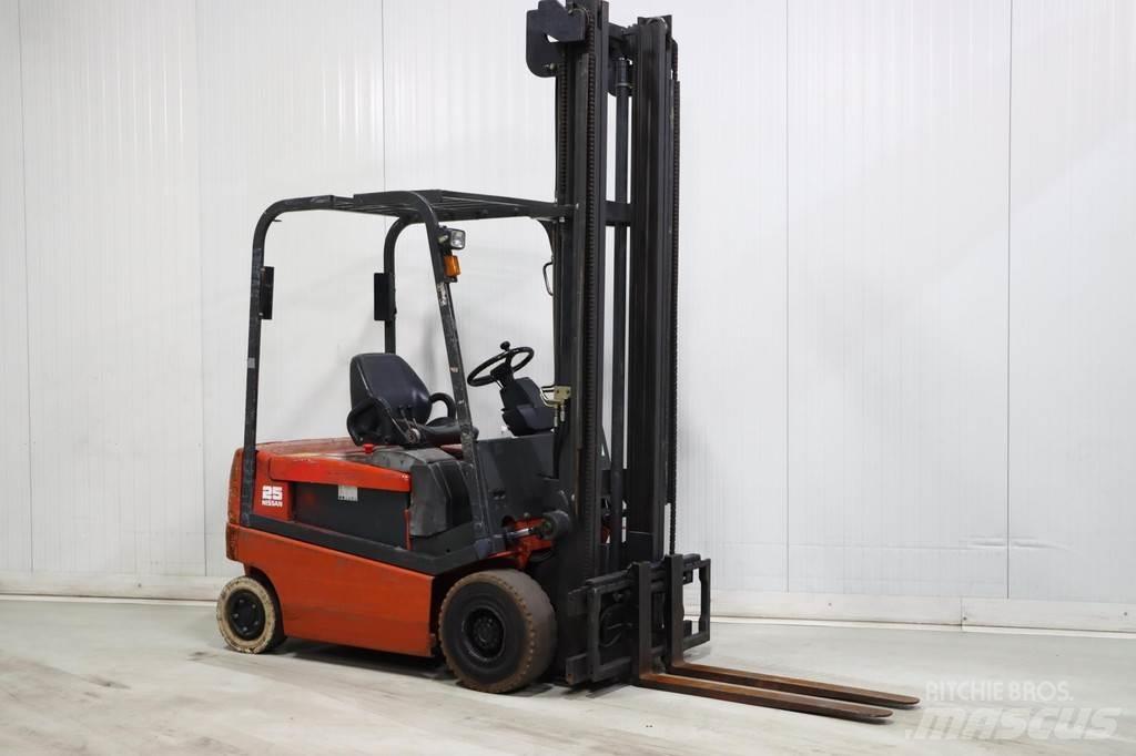 Nissan Q02L25CU Electric Forklifts