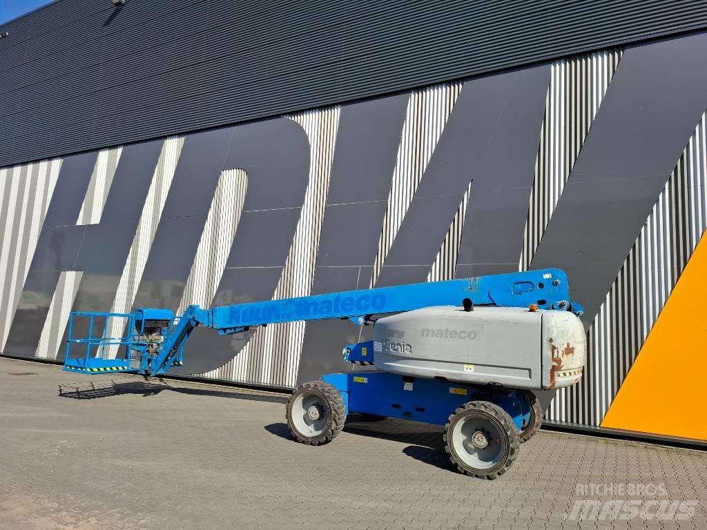Genie S-65 Telescopic boom lifts