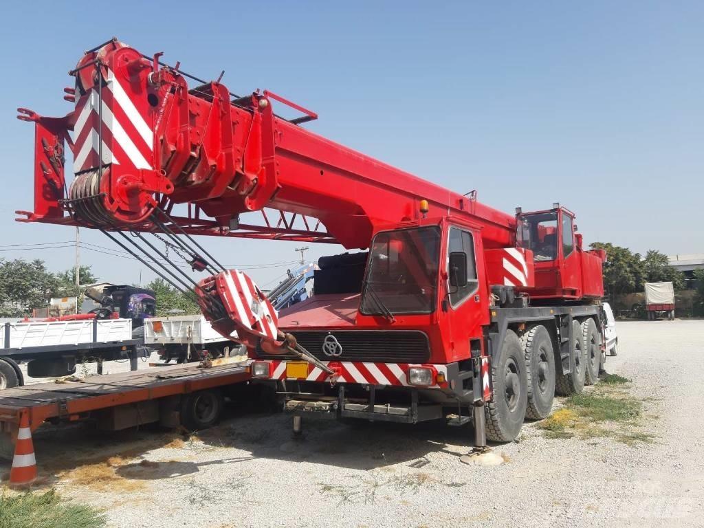 Krupp KMK 4070 Mobile and all terrain cranes