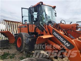 Doosan DL 300-3 Wheel Loaders