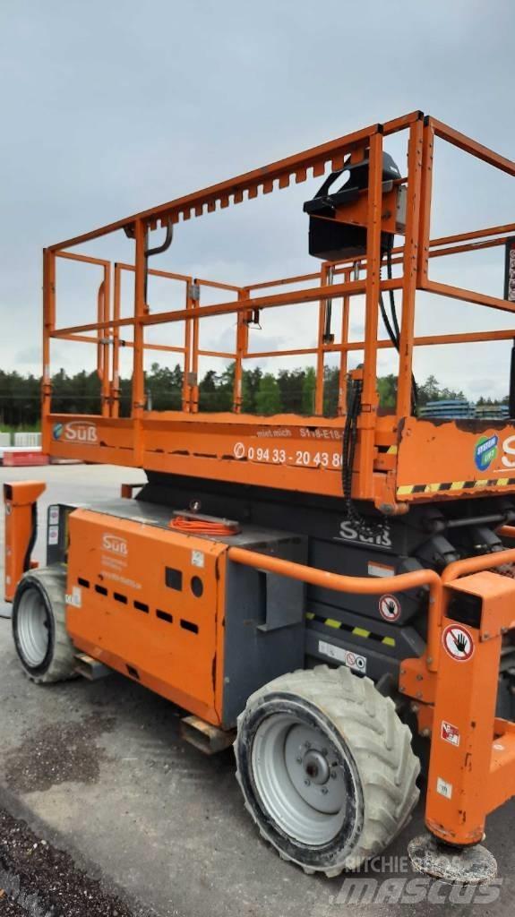 SkyJack SJ 6832 RTE Scissor Lifts