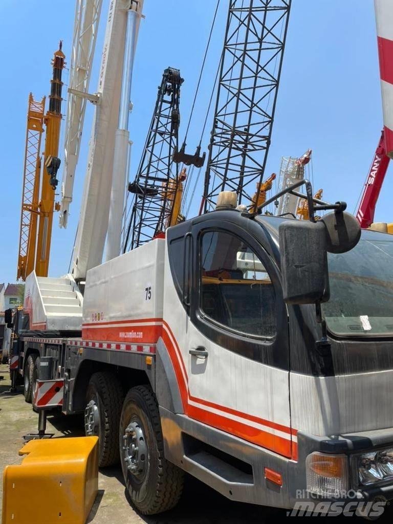 Zoomlion QY 50 V Mobile and all terrain cranes