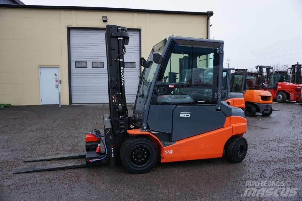 Toyota 8FBMT50 Electric Forklifts