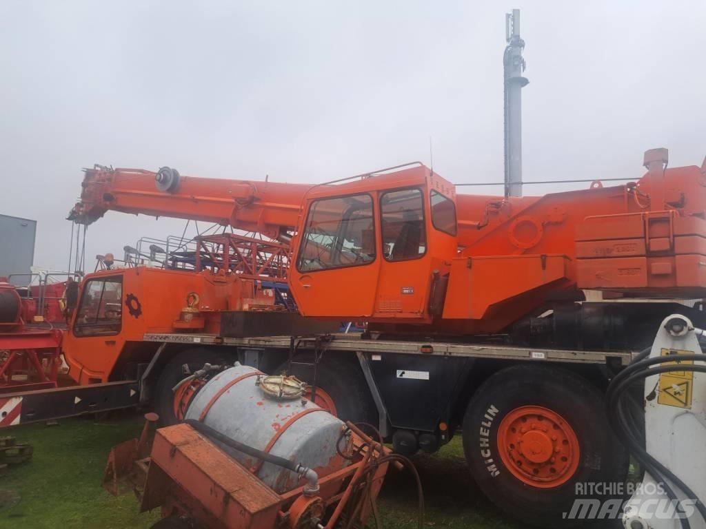 Tadano Faun RTF 40-3 Rough Terrain Cranes
