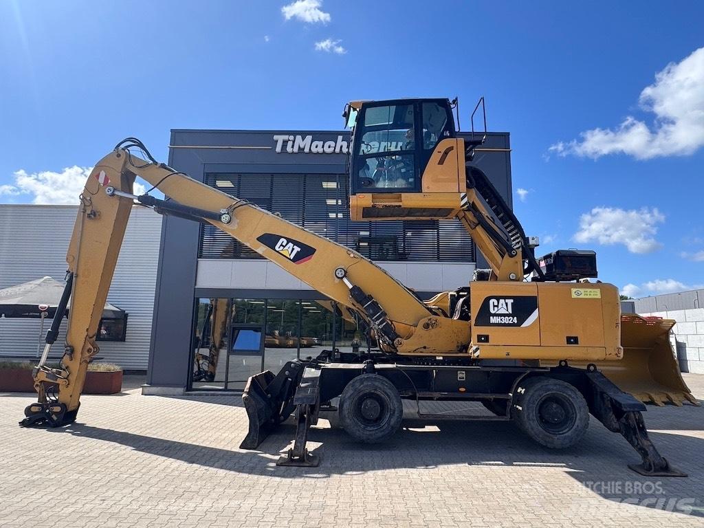 CAT MH3024 Waste / Industry Handlers