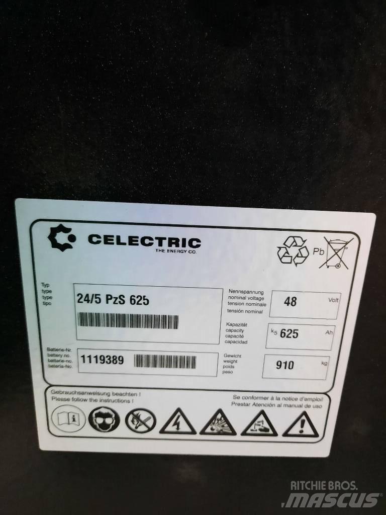 Mitsubishi FB16CN2 Electric Forklifts