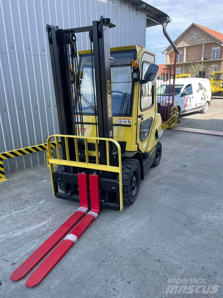 Hyster H2.5UT Diesel Forklifts